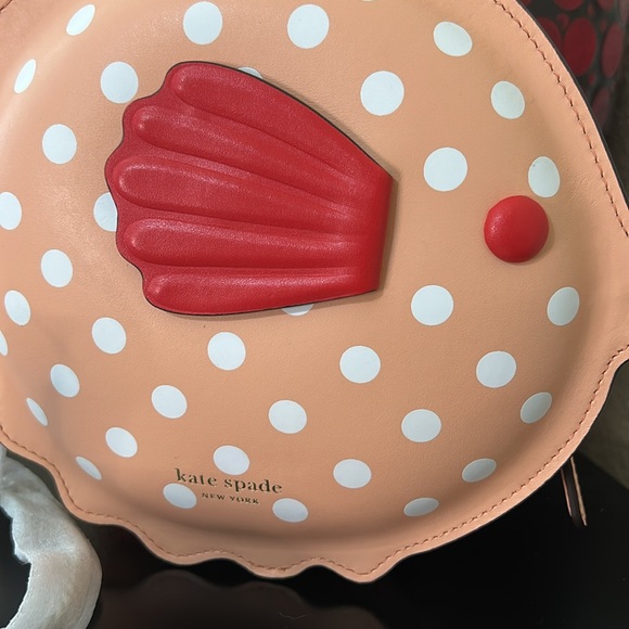 RESERVED Kate Spade NWT Puffy Puffer Fish Crossbody - Picture 3 of 11